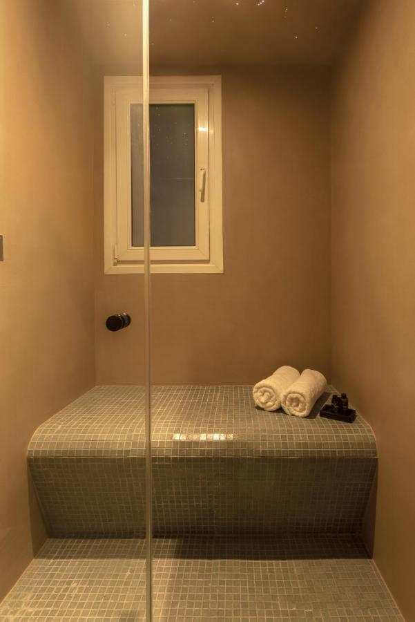 A Truly Wow Experience For Every Guest. The Place Athen Exterior foto
